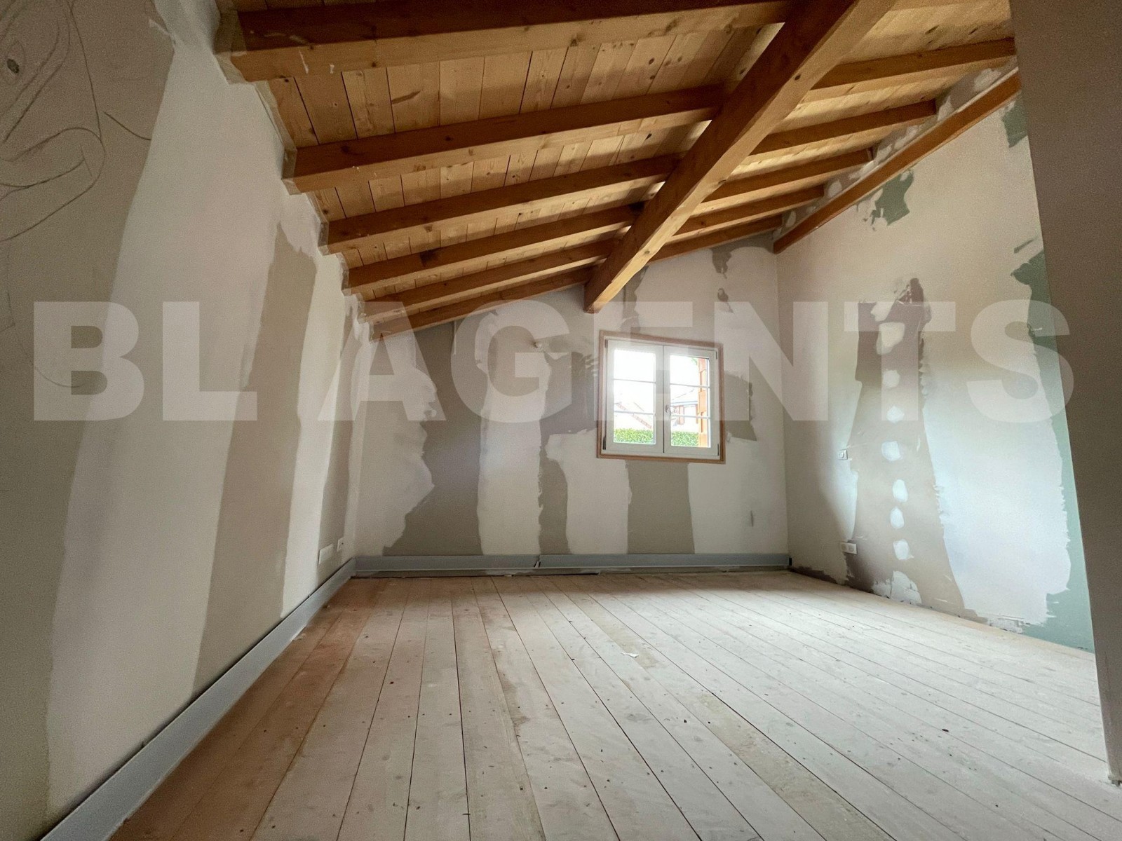 Maison traditionnelle 6 Pièce(s) DIVONNE-LES-BAINS - Photo 10
