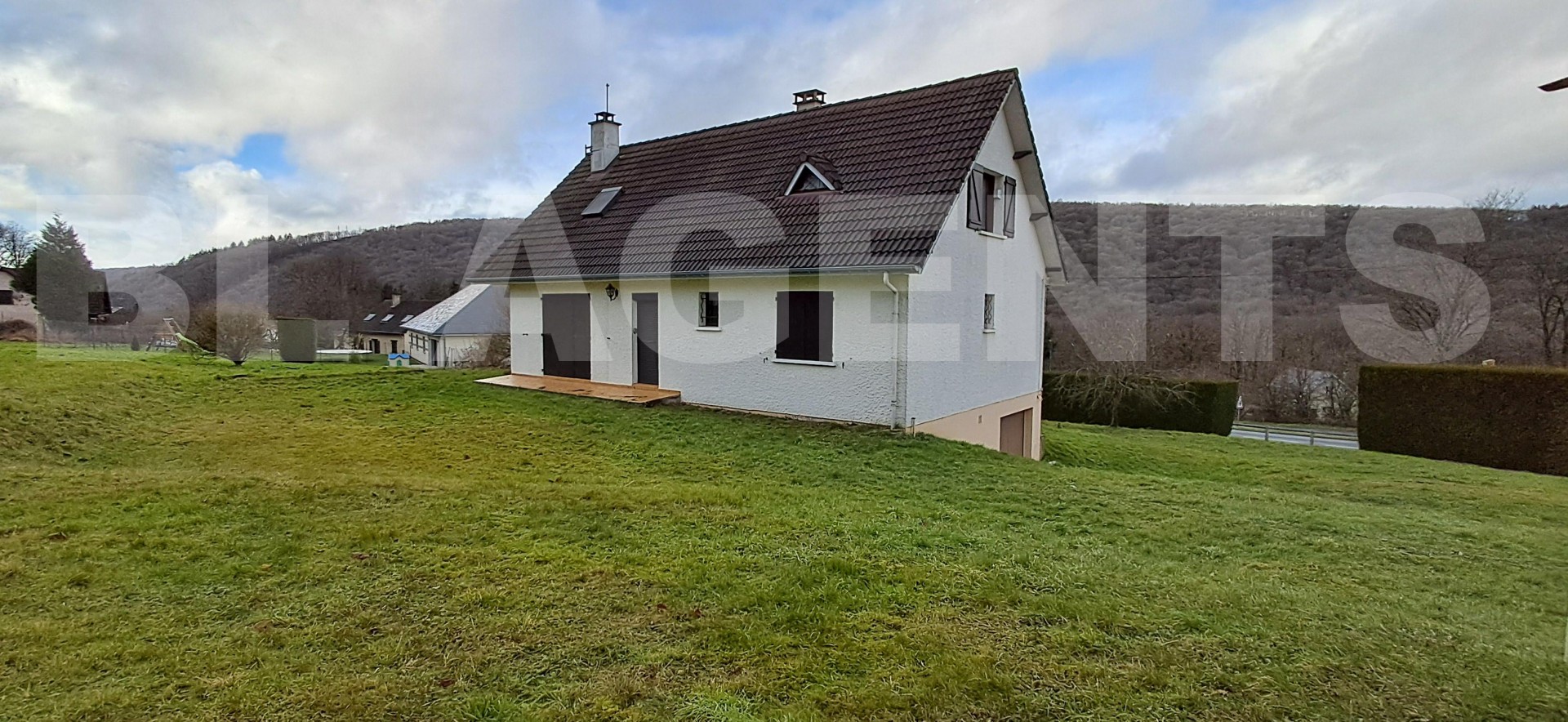 Maison 7 Pièce(s) JOIGNY-SUR-MEUSE - Photo 3