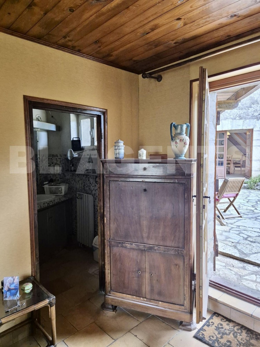 Maison 11 Pièce(s) TOUR-DE-FAURE - Photo 9
