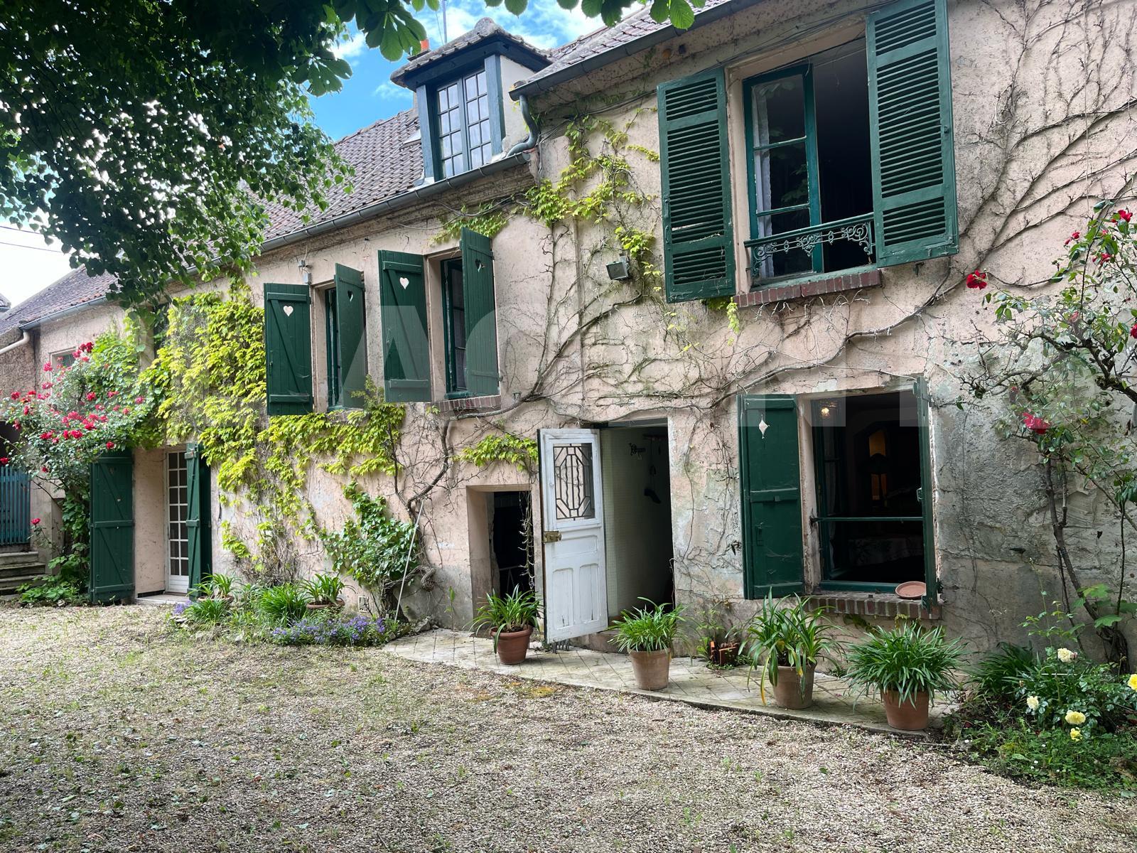 Maison 6 Pièce(s) VILLEVAUDE - Photo 1