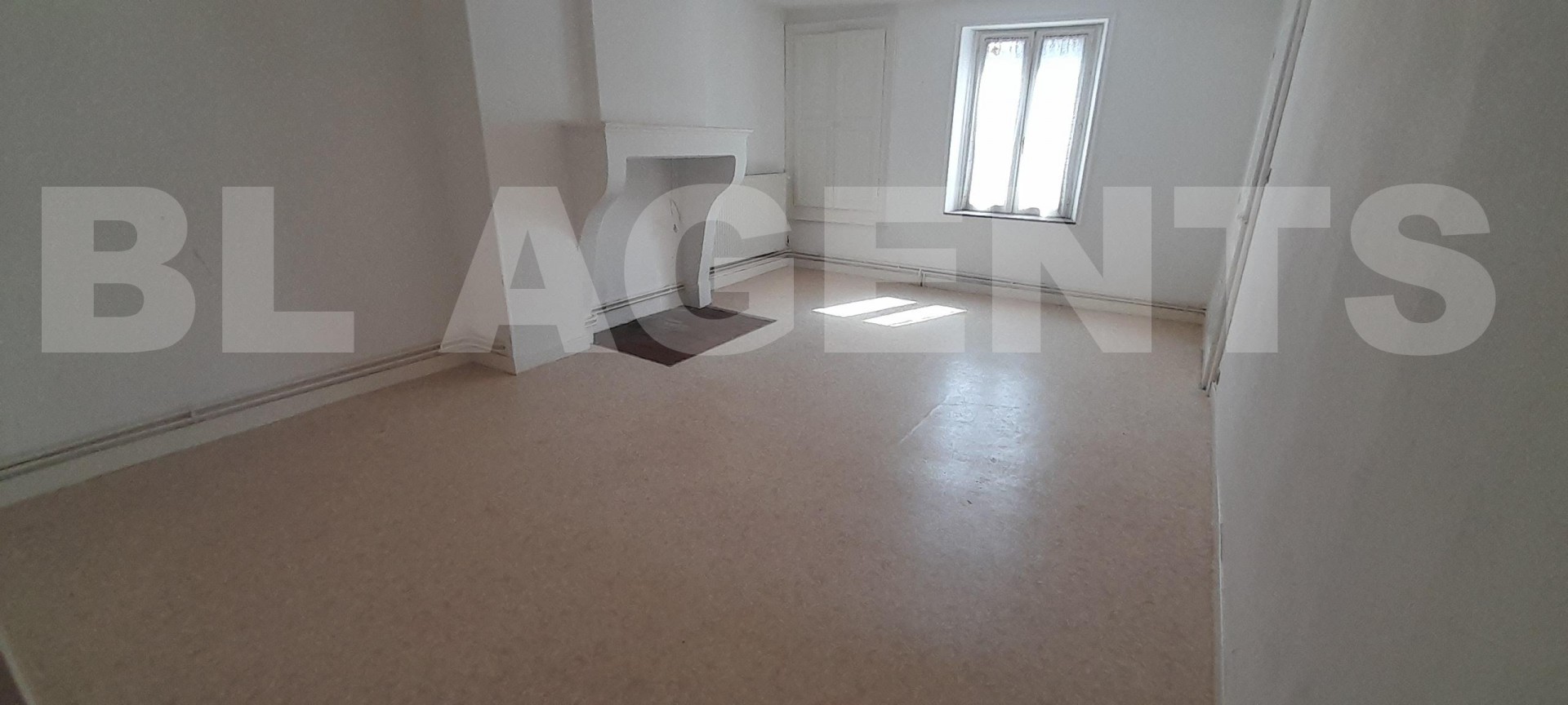 Maison 4 Pièce(s) ISSANCOURT-ET-RUMEL - Photo 4
