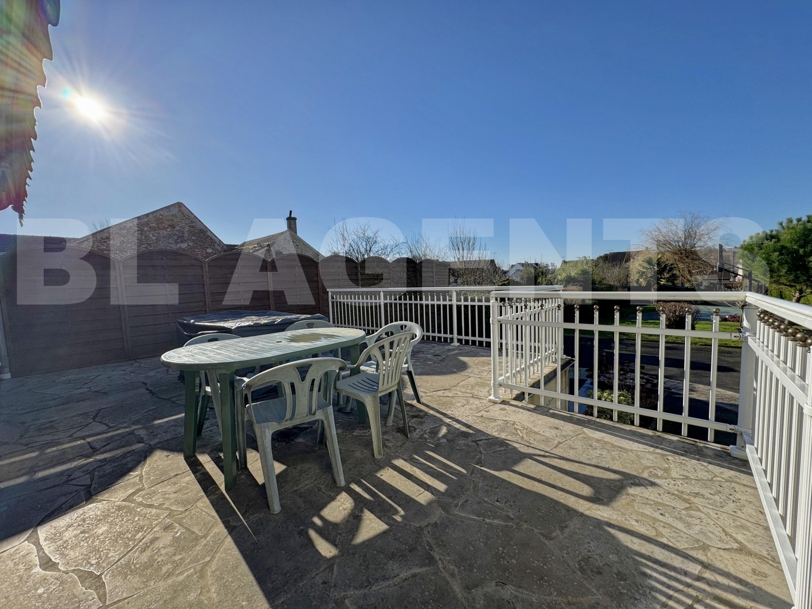 Maison 7 Pièce(s) COULOMMIERS - Photo 3