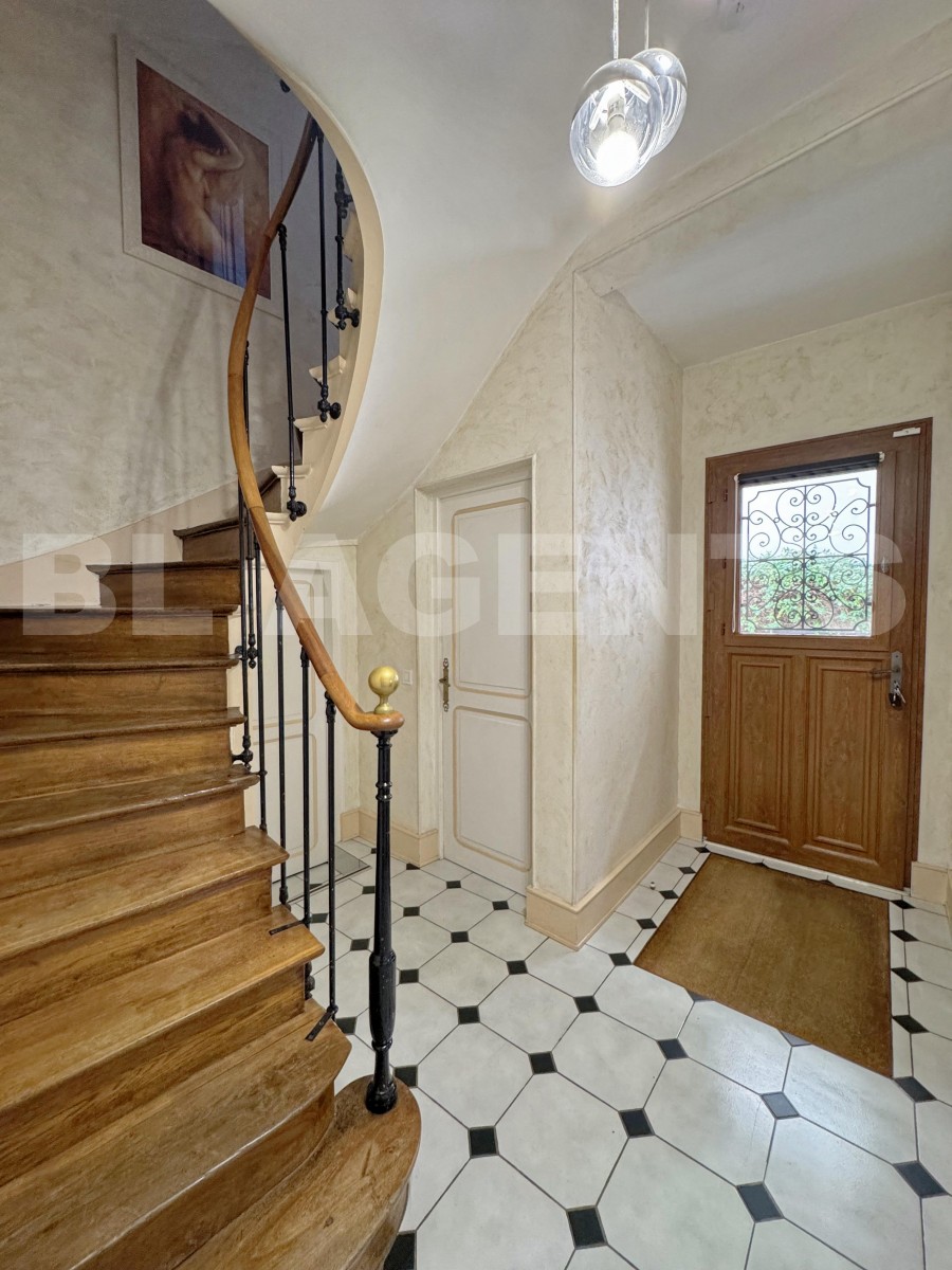 Maison 7 Pièce(s) COULOMMIERS - Photo 6