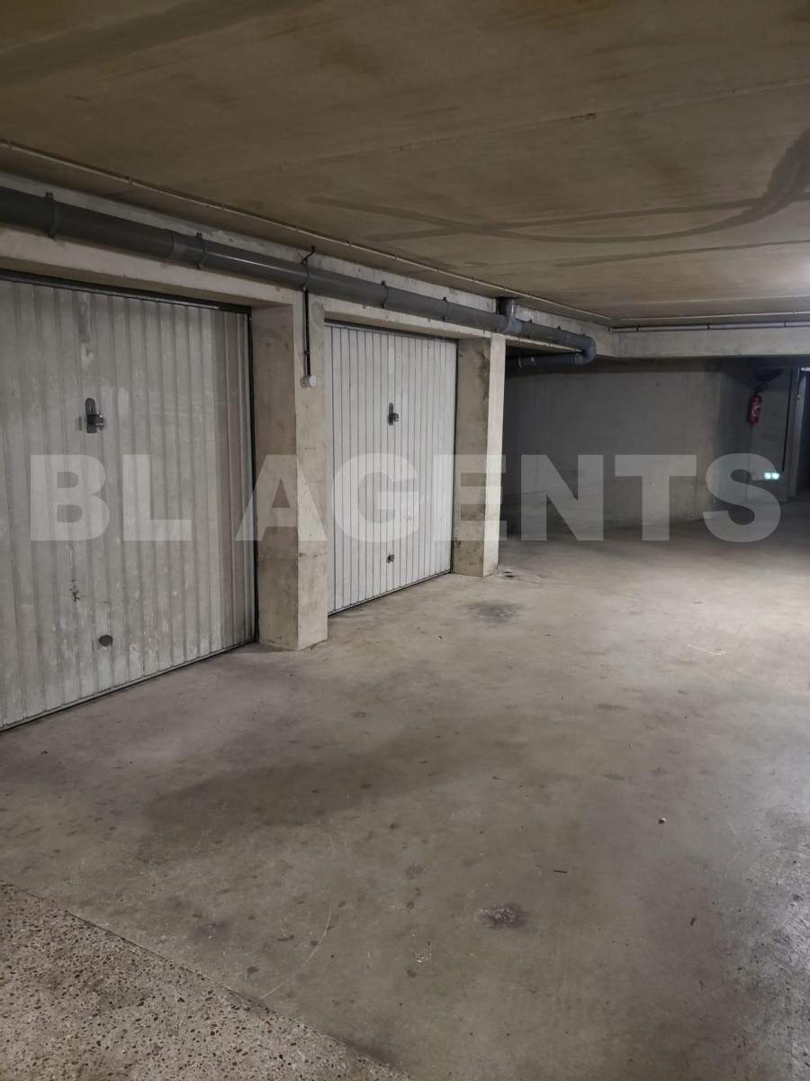 Parking  LA FERTE-SOUS-JOUARRE - Photo 1