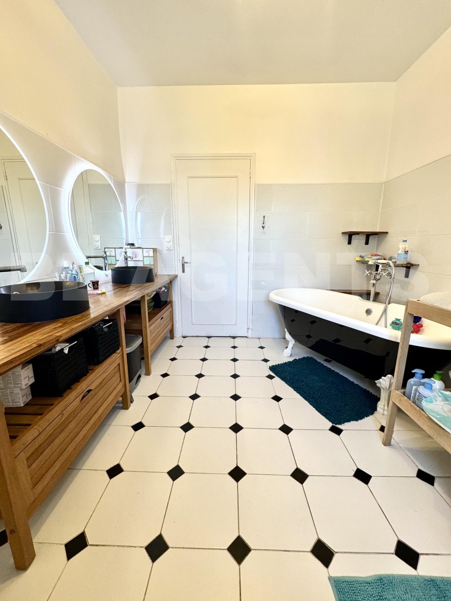 Maison bourgeoise 9 Pièce(s) MONTAUBAN - Photo 16
