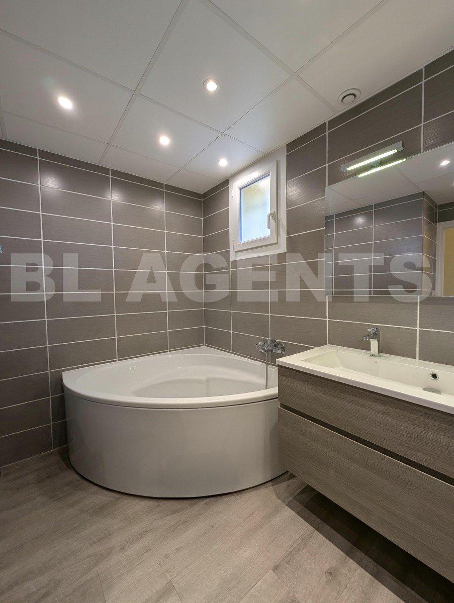 Maison traditionnelle 10 Pièce(s) LA MOTTE-SERVOLEX - Photo 6