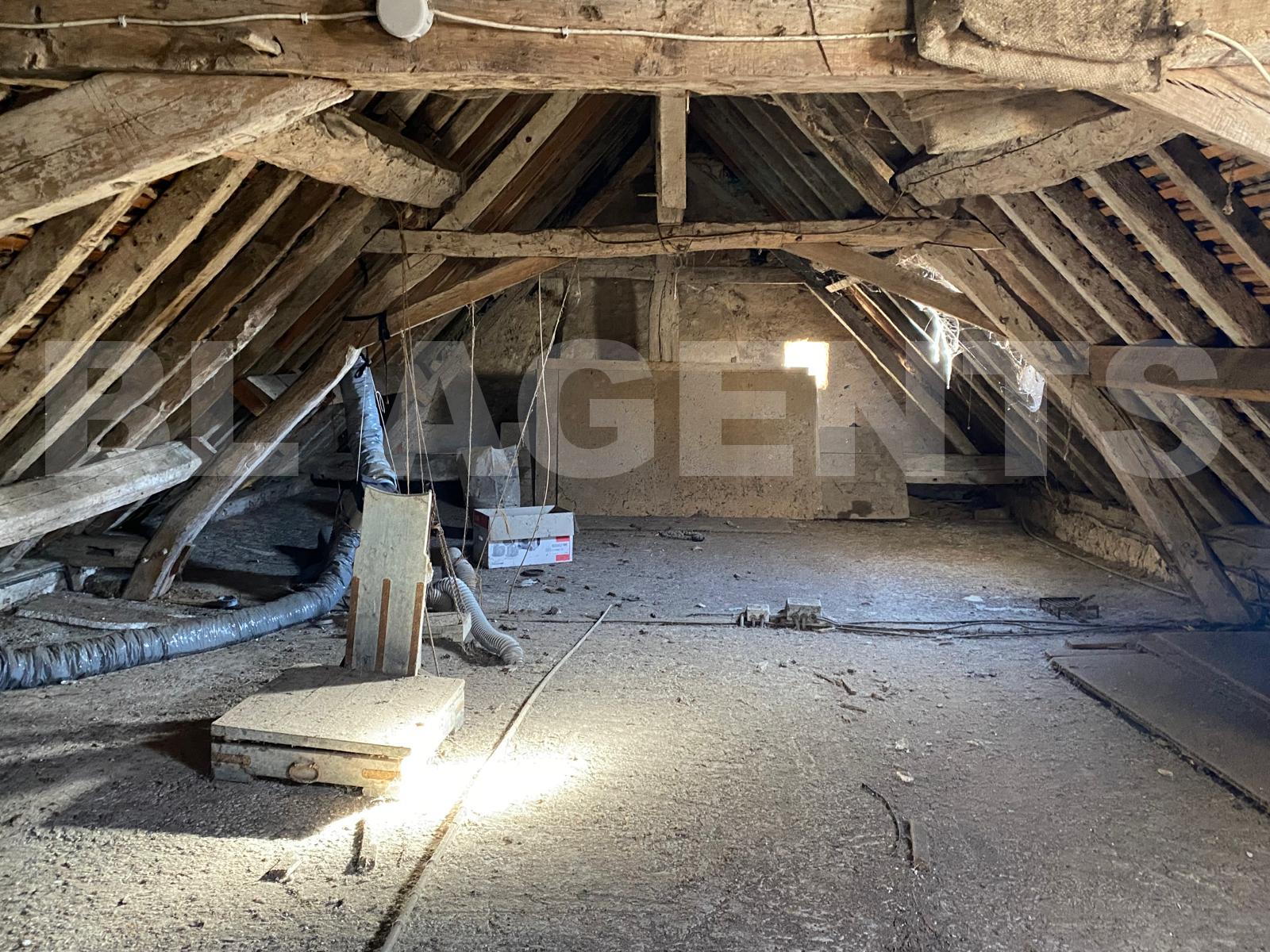 Maison de village 4 Pièce(s) YVRE-LE-POLIN - Photo 7