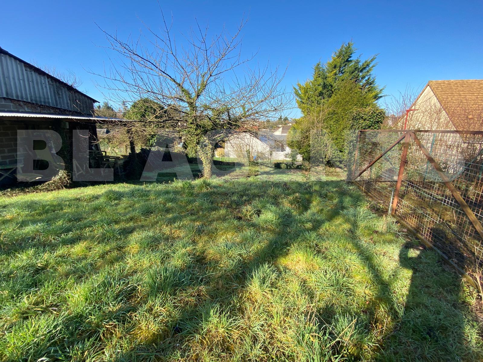 Maison de village 4 Pièce(s) YVRE-LE-POLIN - Photo 10