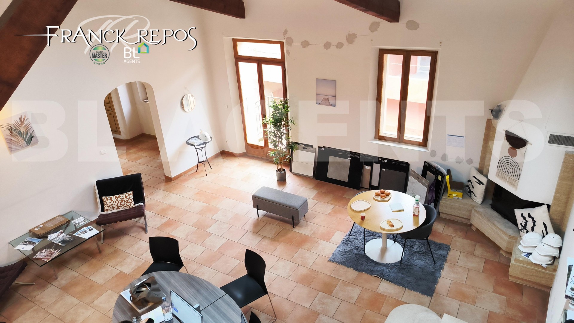 Maison de maître 7 Pièce(s) GAREOULT - Photo 2