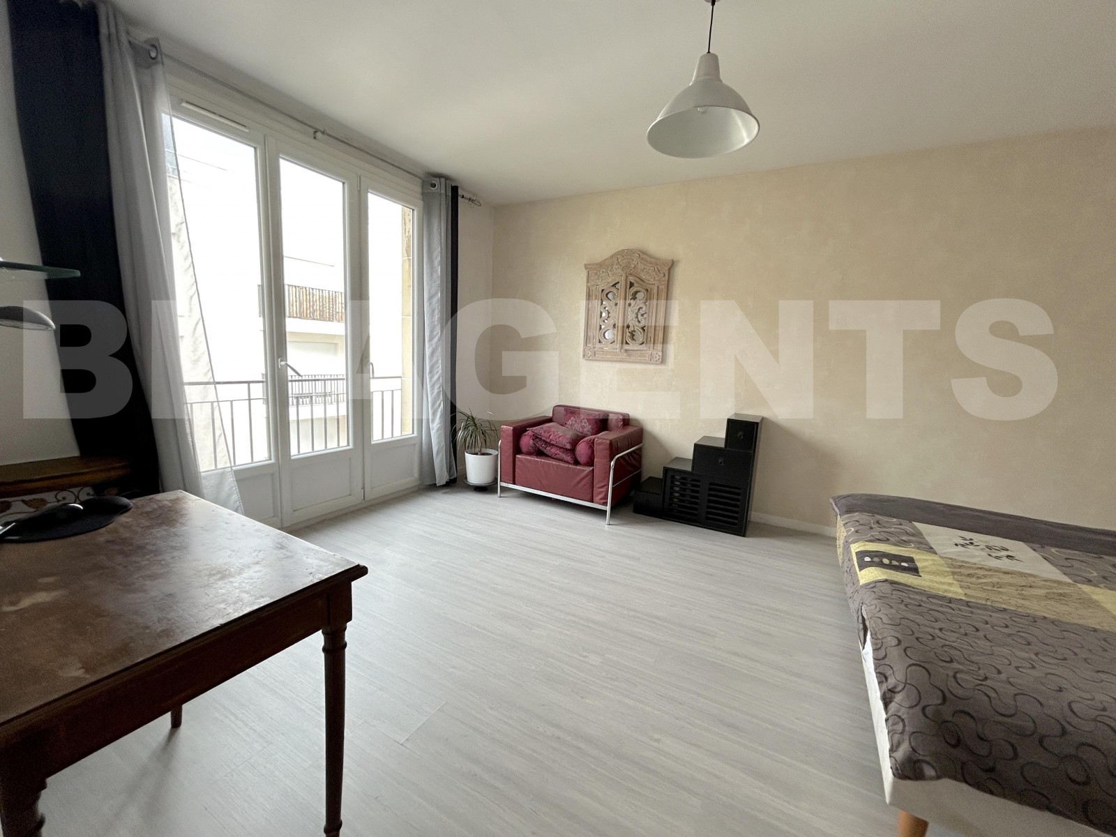 Appartement 1 Pièce(s) THORIGNY-SUR-MARNE - Photo 2