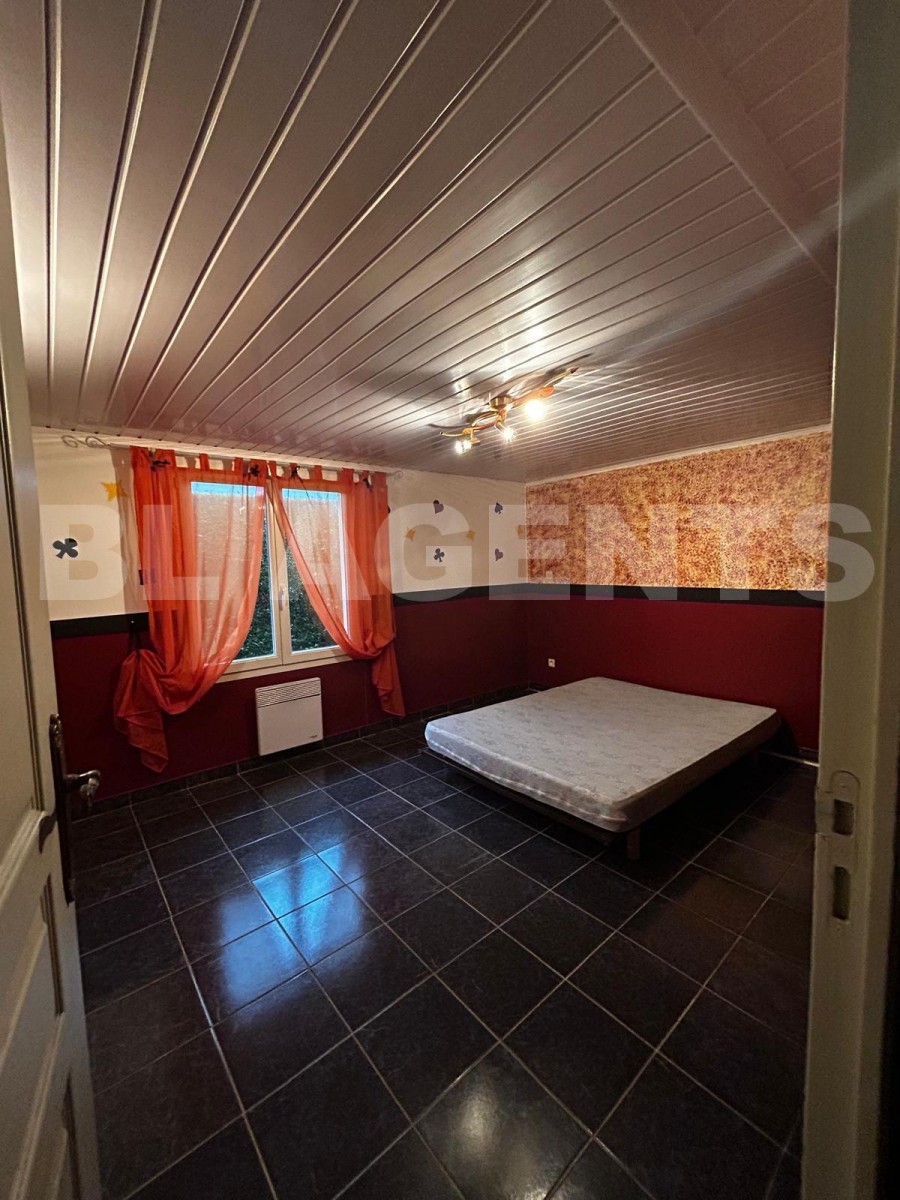 Maison traditionnelle 7 Pièce(s) SAINT-GEORGES-DES-COTEAUX - Photo 16