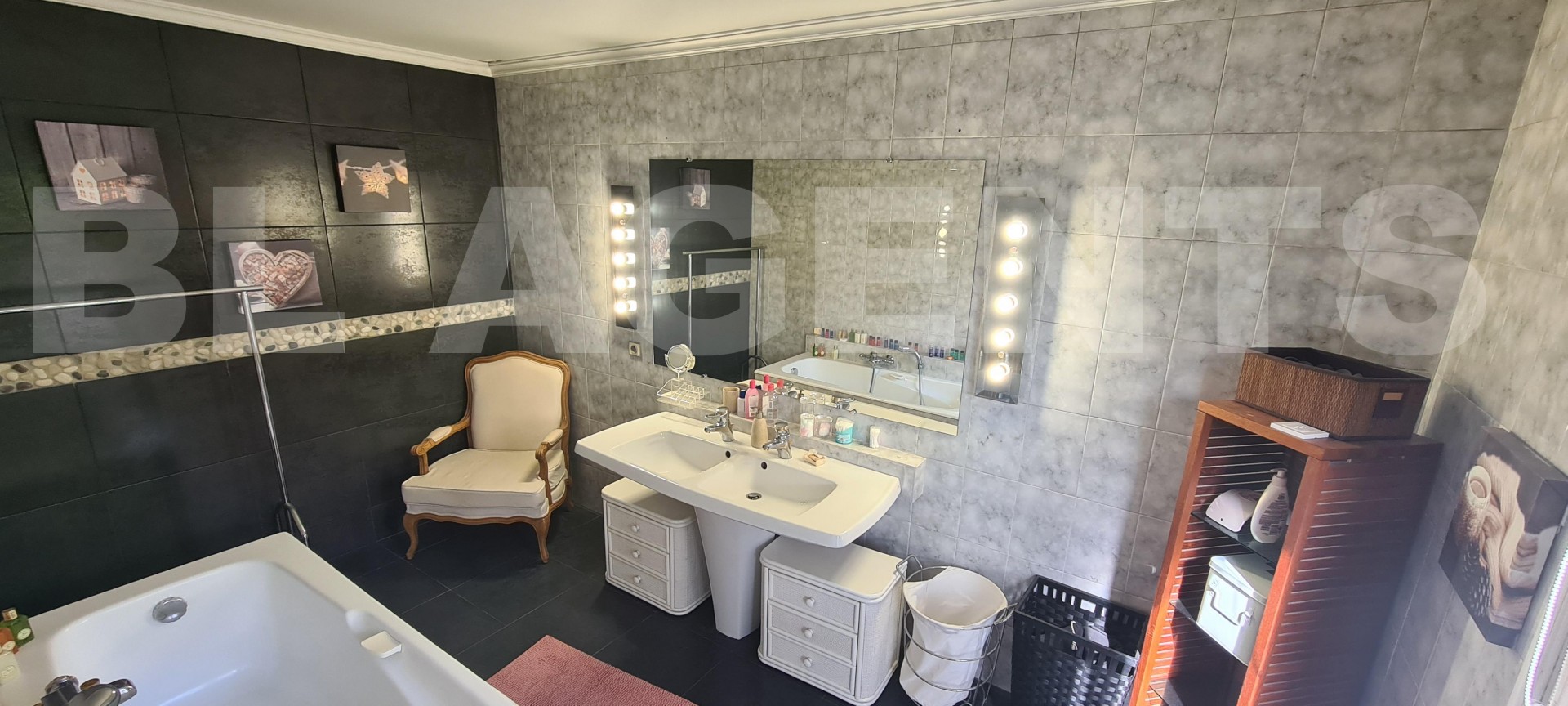 Maison 7 Pièce(s) CHENNEVIERES-SUR-MARNE - Photo 9