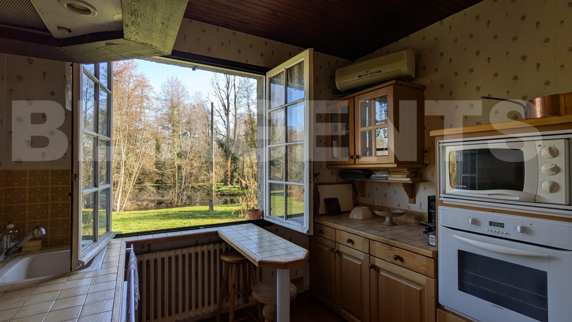 Maison traditionnelle 5 Pièce(s) CONNERRE - Photo 4