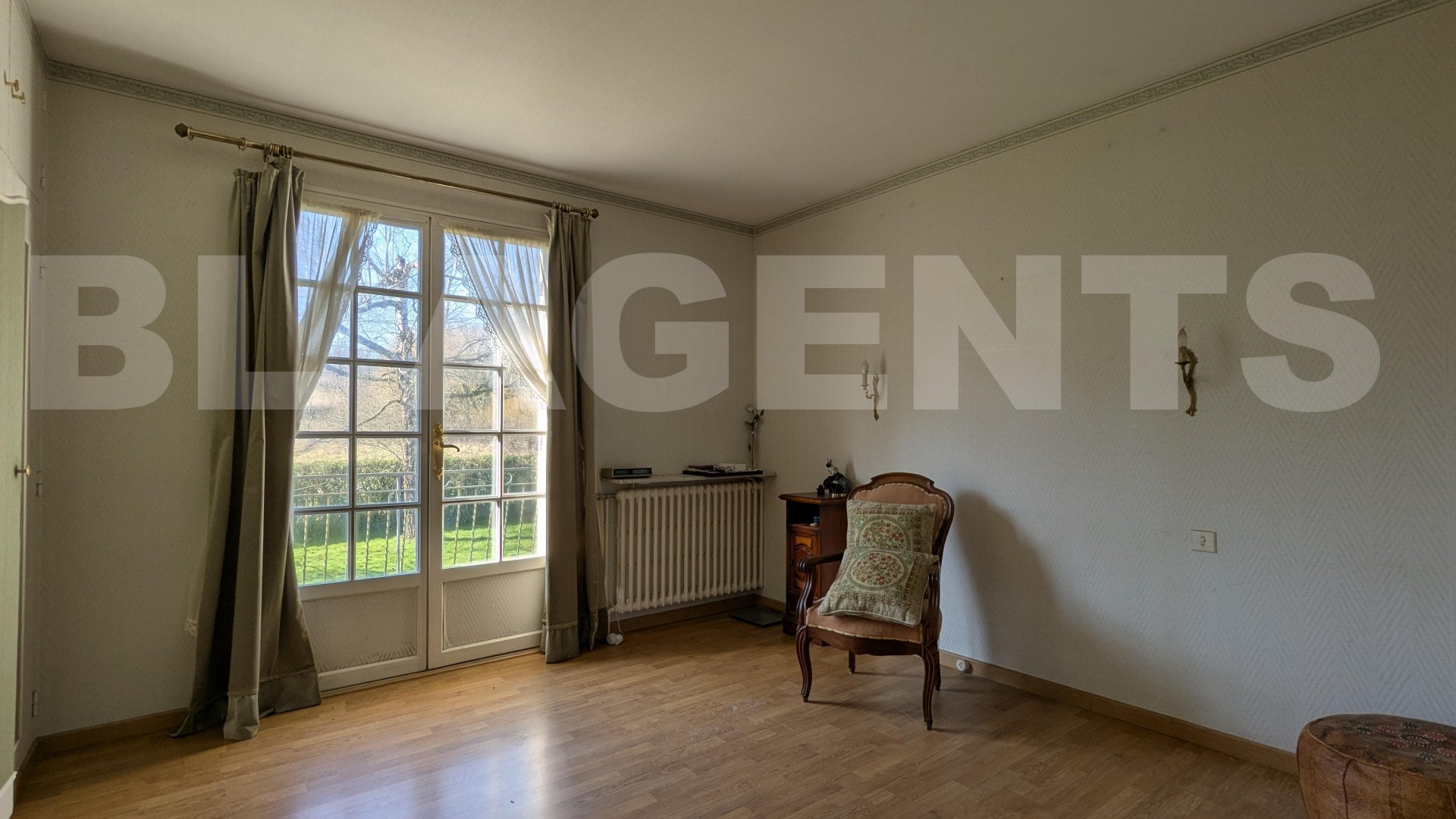 Maison traditionnelle 5 Pièce(s) CONNERRE - Photo 8