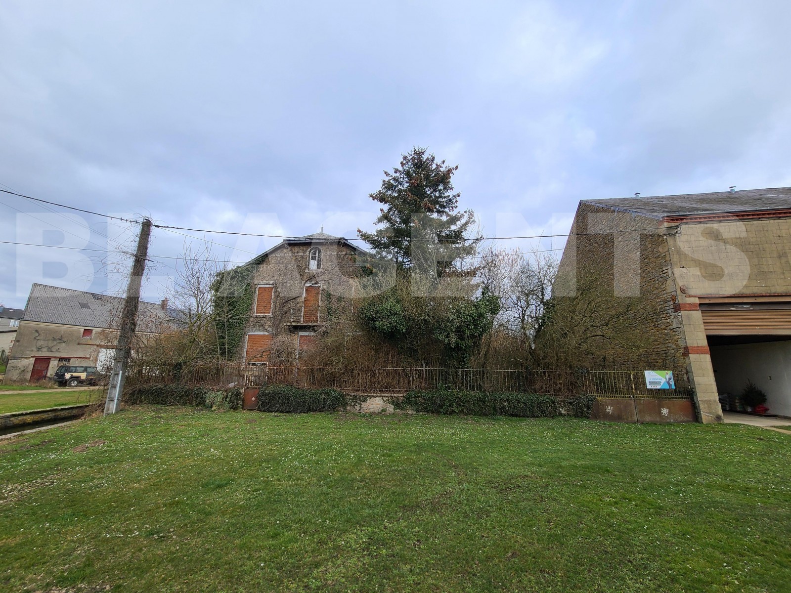 Maison bourgeoise 5 Pièce(s) MATTON-ET-CLEMENCY - Photo 2