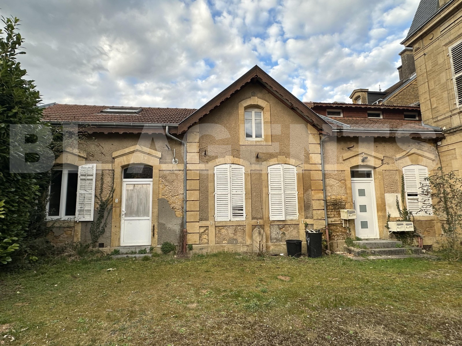 Immeuble  MONTMEDY - Photo 1