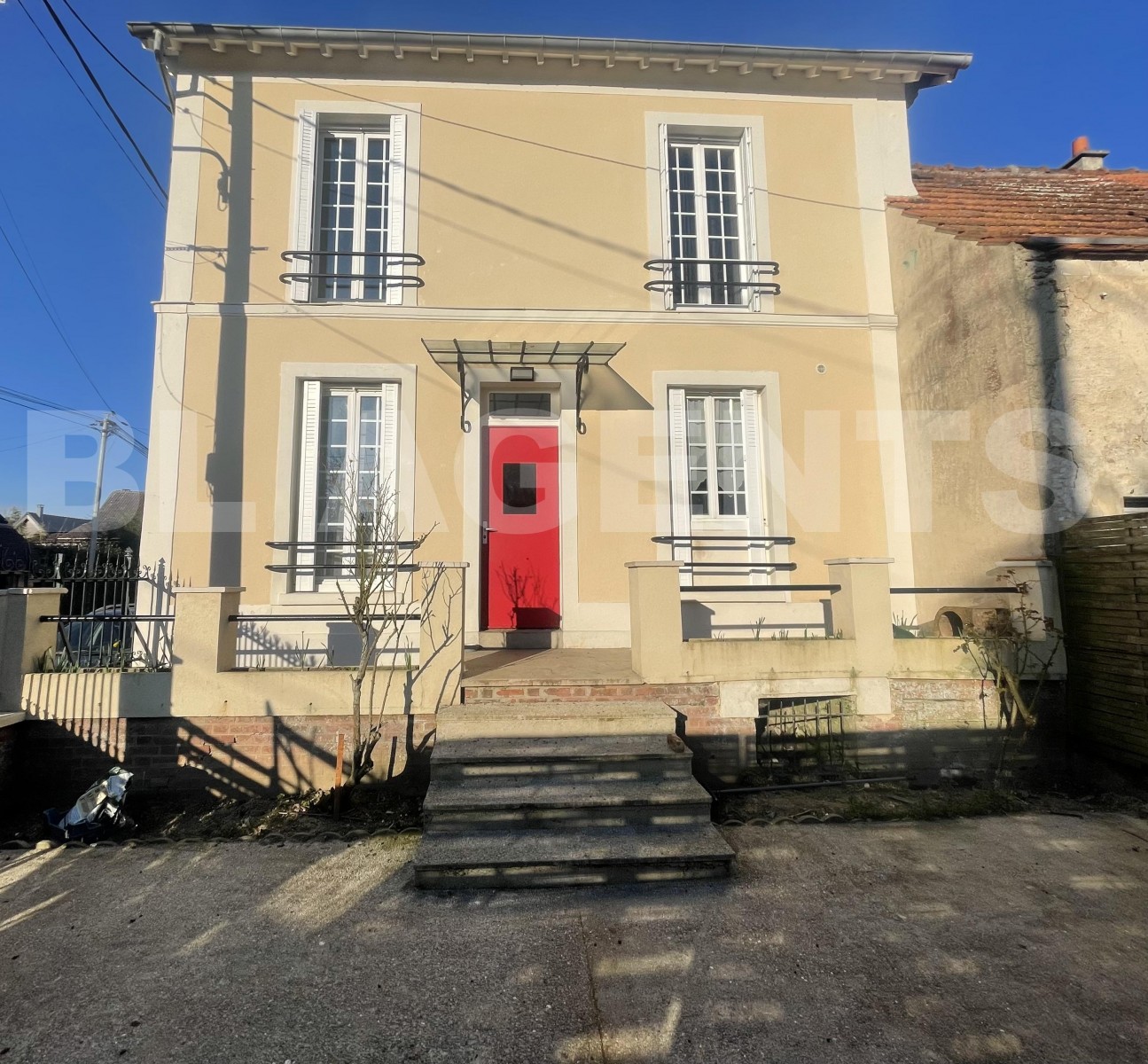 Maison bourgeoise 7 Pièce(s) CRECY-LA-CHAPELLE - Photo 9