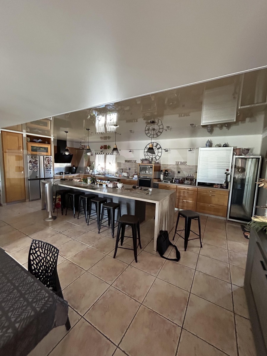 Villa 8 Pièce(s) MONTBLANC - Photo 18