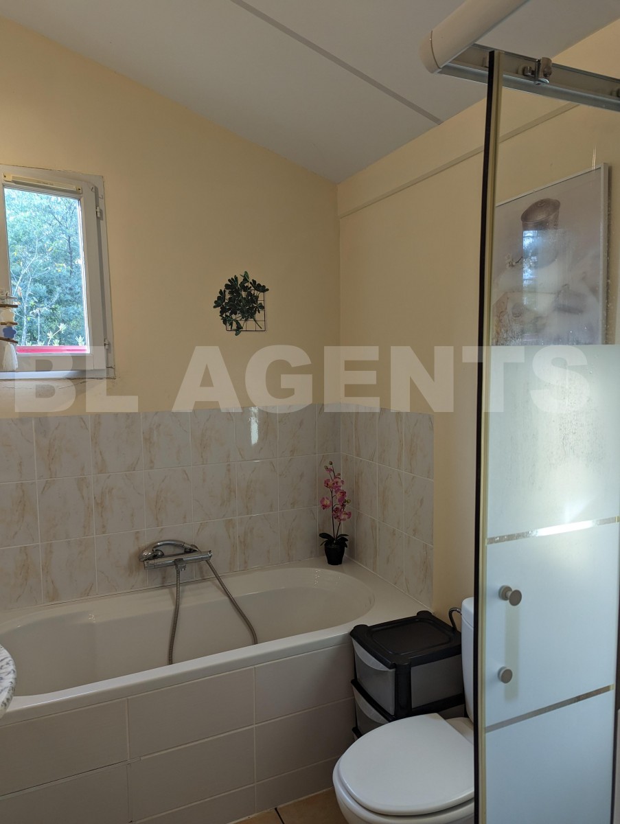 Maison 4 Pièce(s) BROSSAC - Photo 10