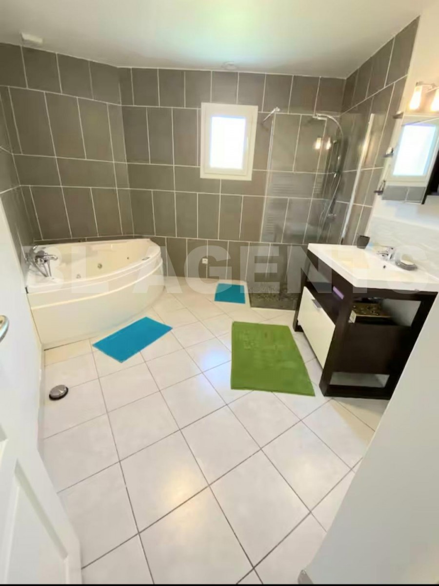 Maison 6 Pièce(s) SAINT-JEAN-DU-CARDONNAY - Photo 10