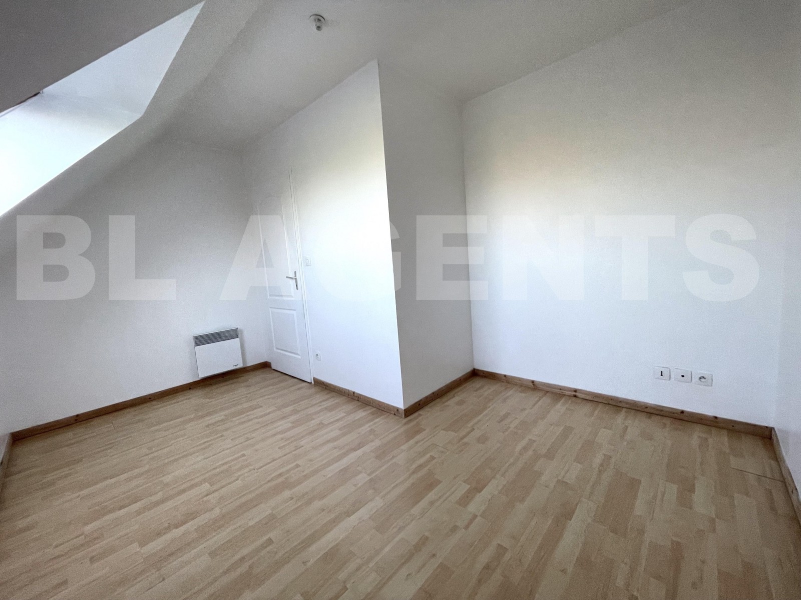 Maison 5 Pièce(s) HESDIGNEUL-LES-BETHUNE - Photo 7