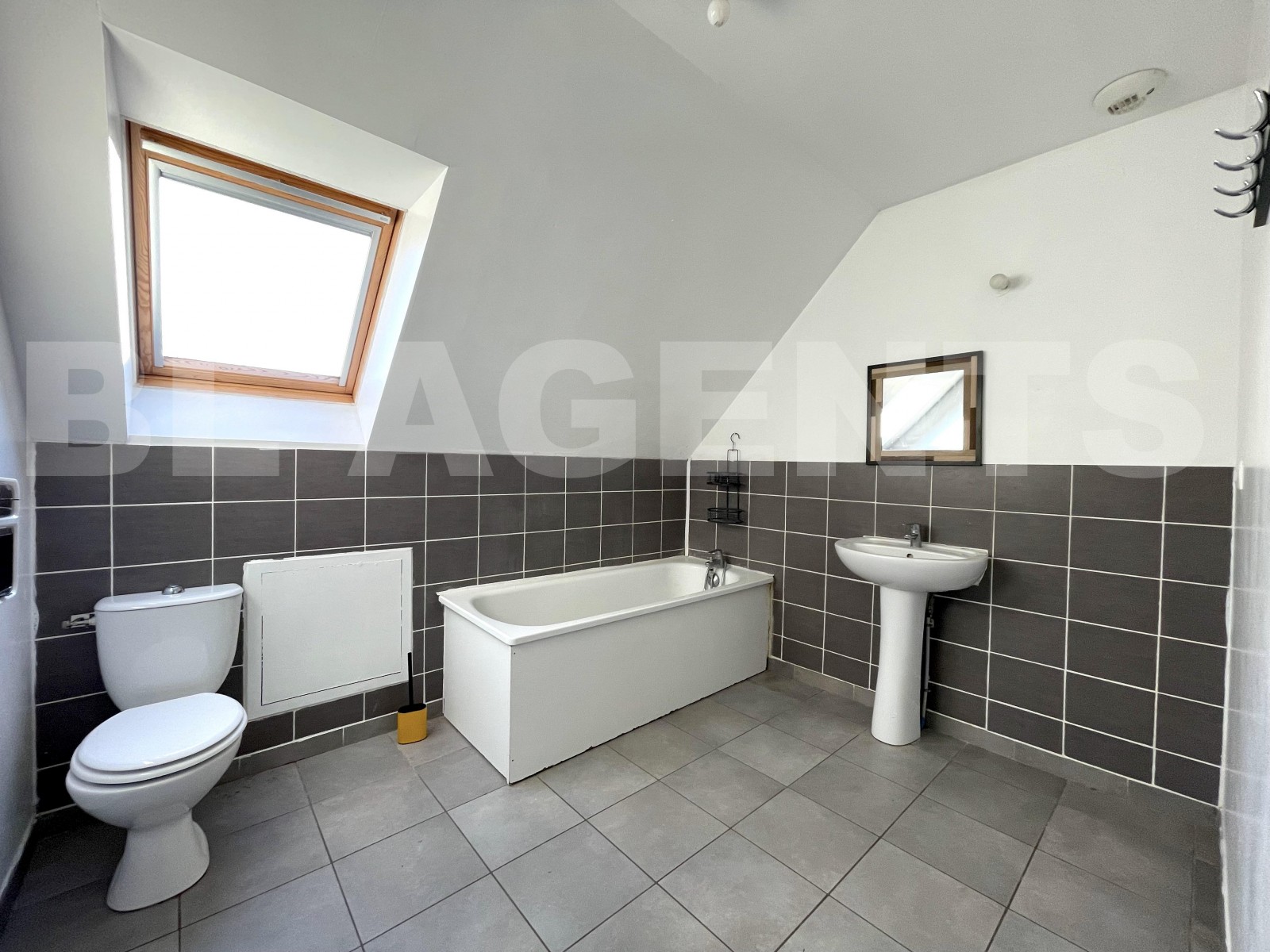 Maison 5 Pièce(s) HESDIGNEUL-LES-BETHUNE - Photo 8