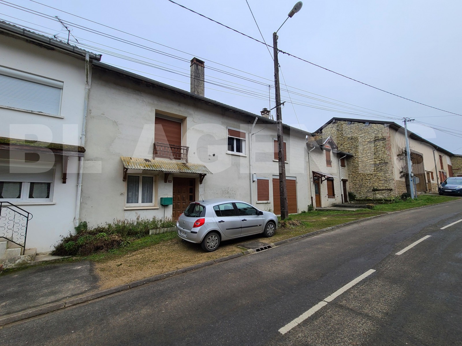 Maison 5 Pièce(s) MONTCHEUTIN - Photo 1