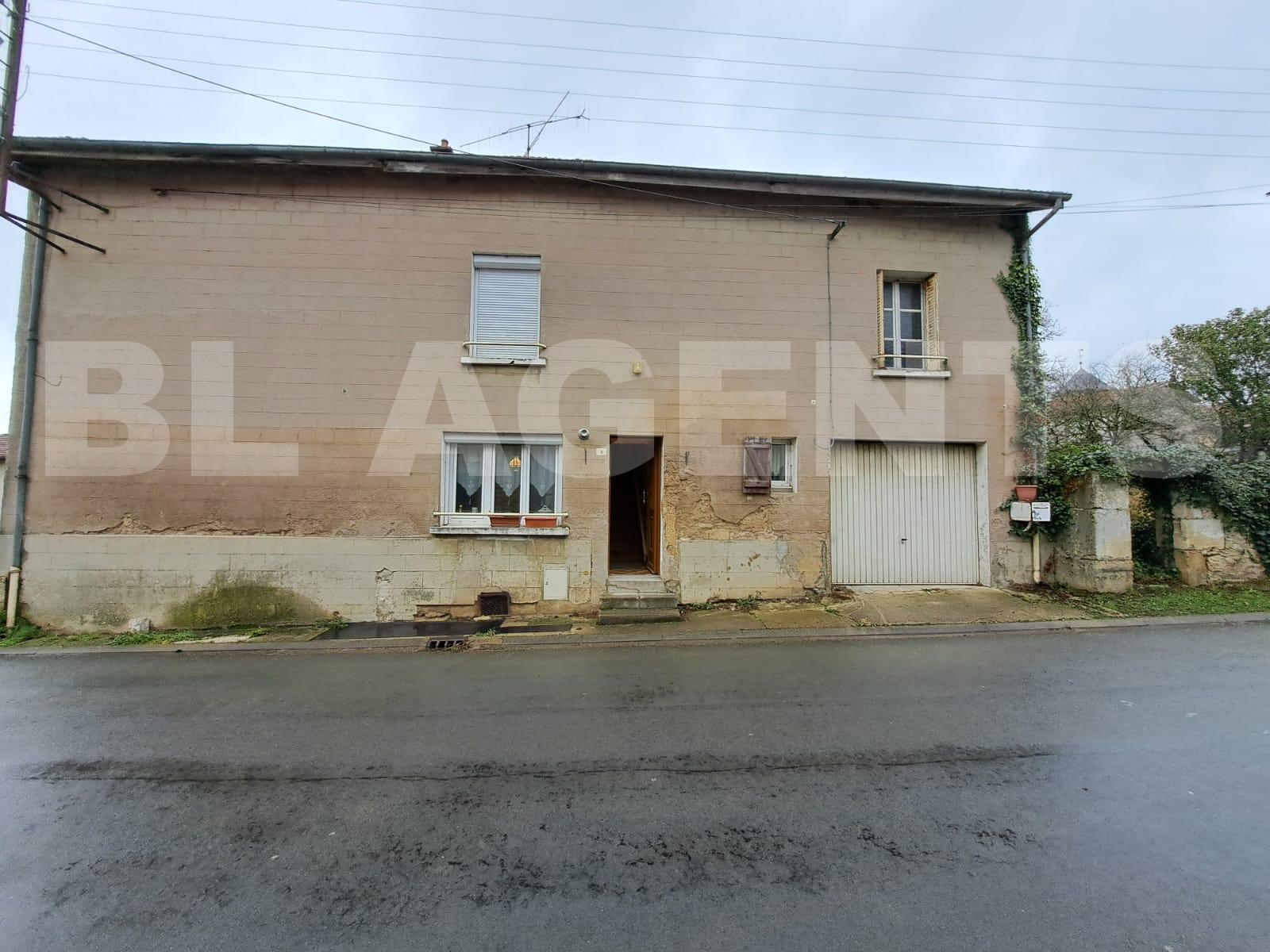 Maison ancienne 8 Pièce(s) MOUZAY - Photo 1