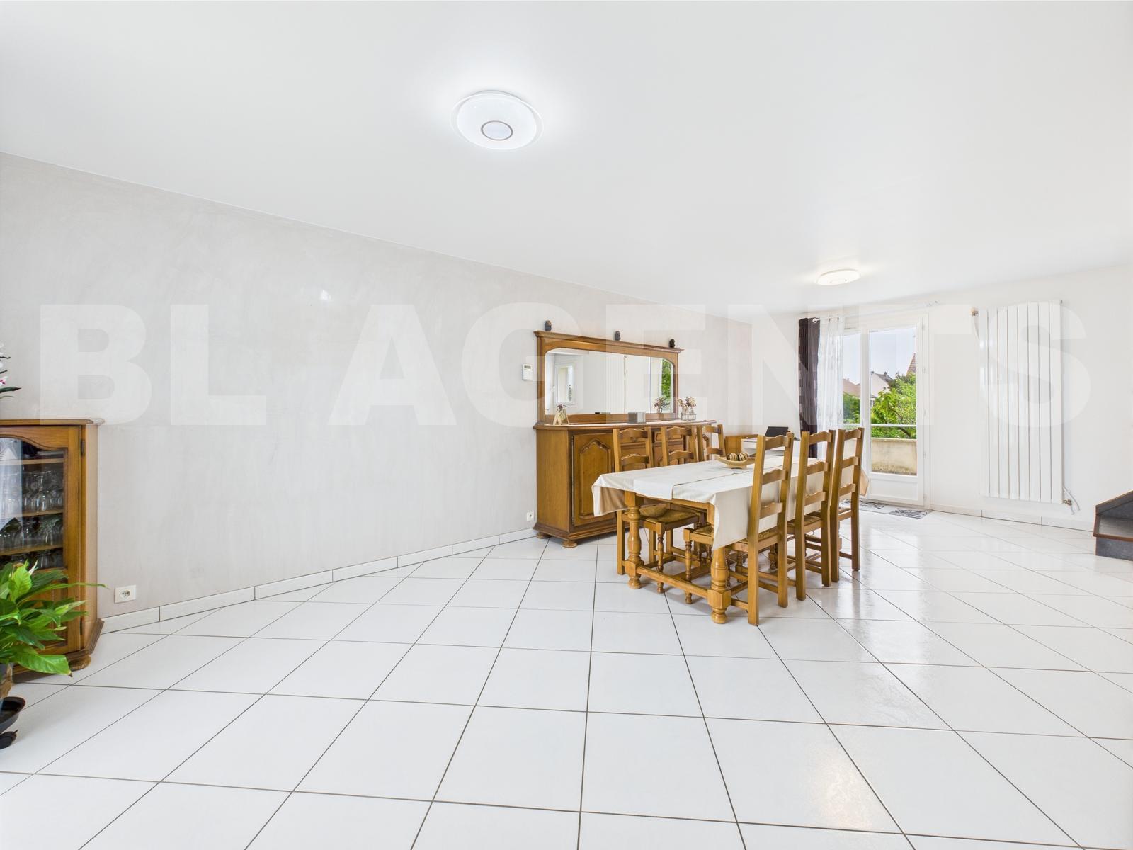 Maison 7 Pièce(s) MAROLLES-EN-HUREPOIX - Photo 5
