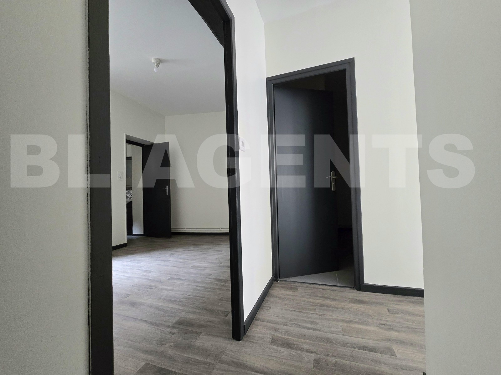 Appartement 3 Pièce(s) SEDAN - Photo 4