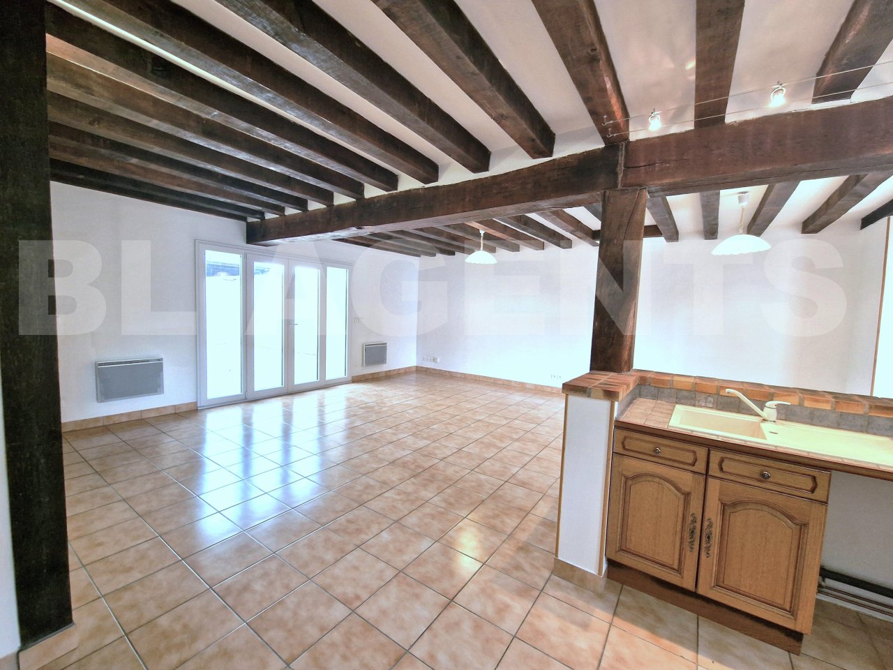 Maison en pierre 4 Pièce(s) REBAIS - Photo 2