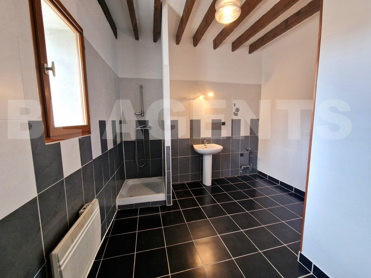 Maison en pierre 4 Pièce(s) REBAIS - Photo 13