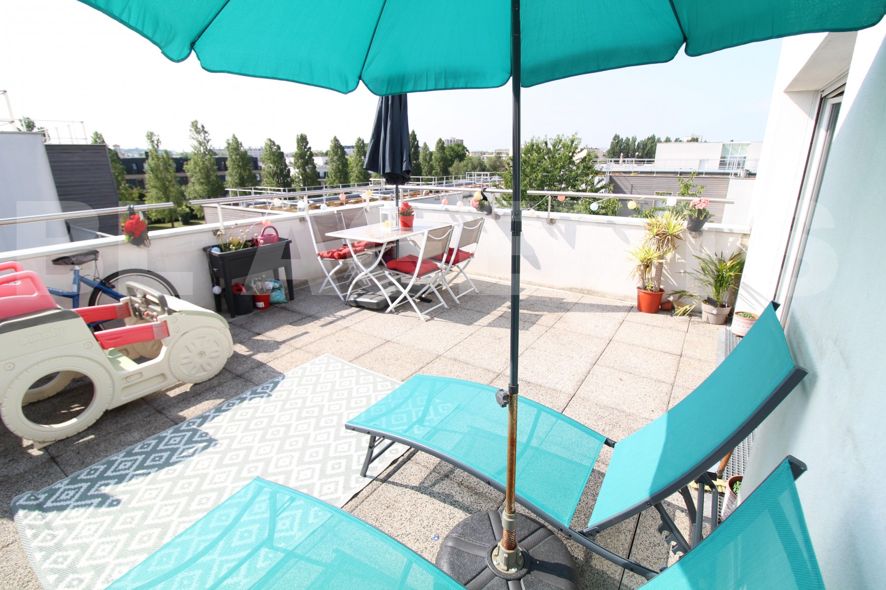 Appartement 3 Pièce(s) LES PAVILLONS-SOUS-BOIS - Photo 2