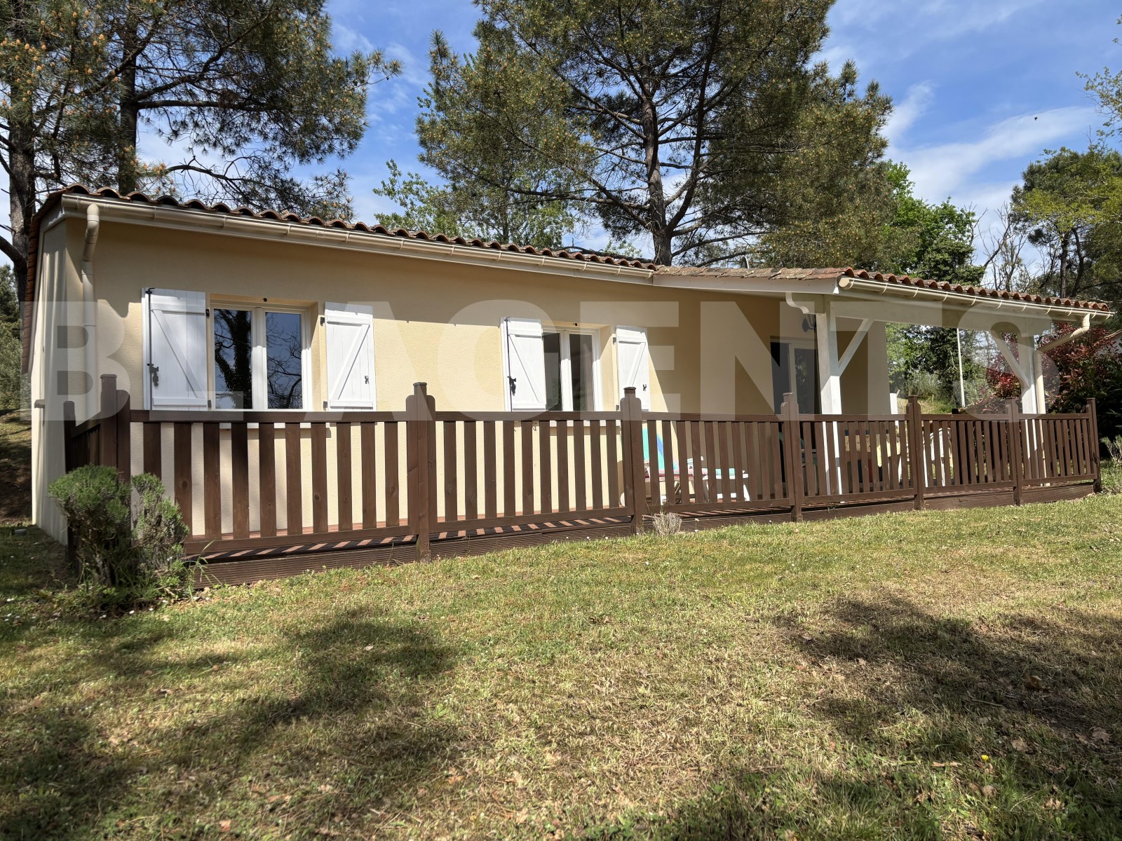 Maison 4 Pièce(s) BROSSAC - Photo 1
