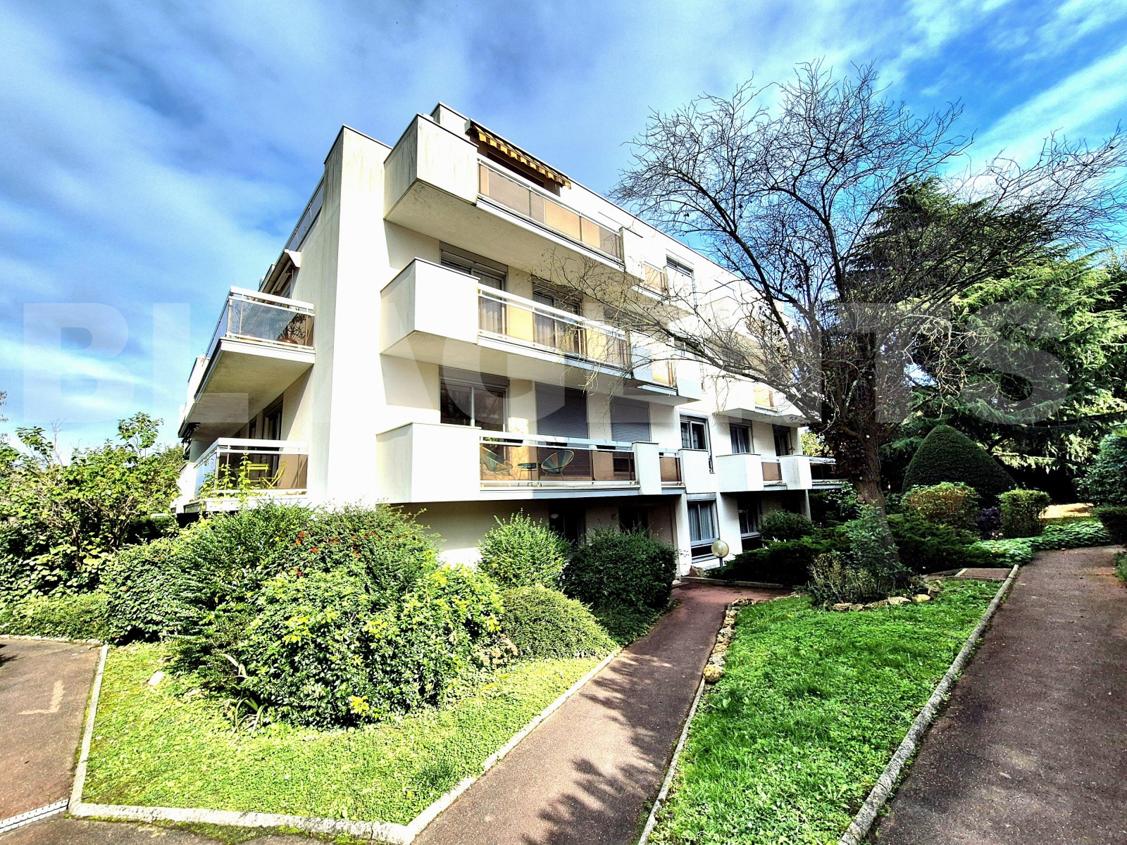 Appartement 2 Pièce(s) LE RAINCY - Photo 1