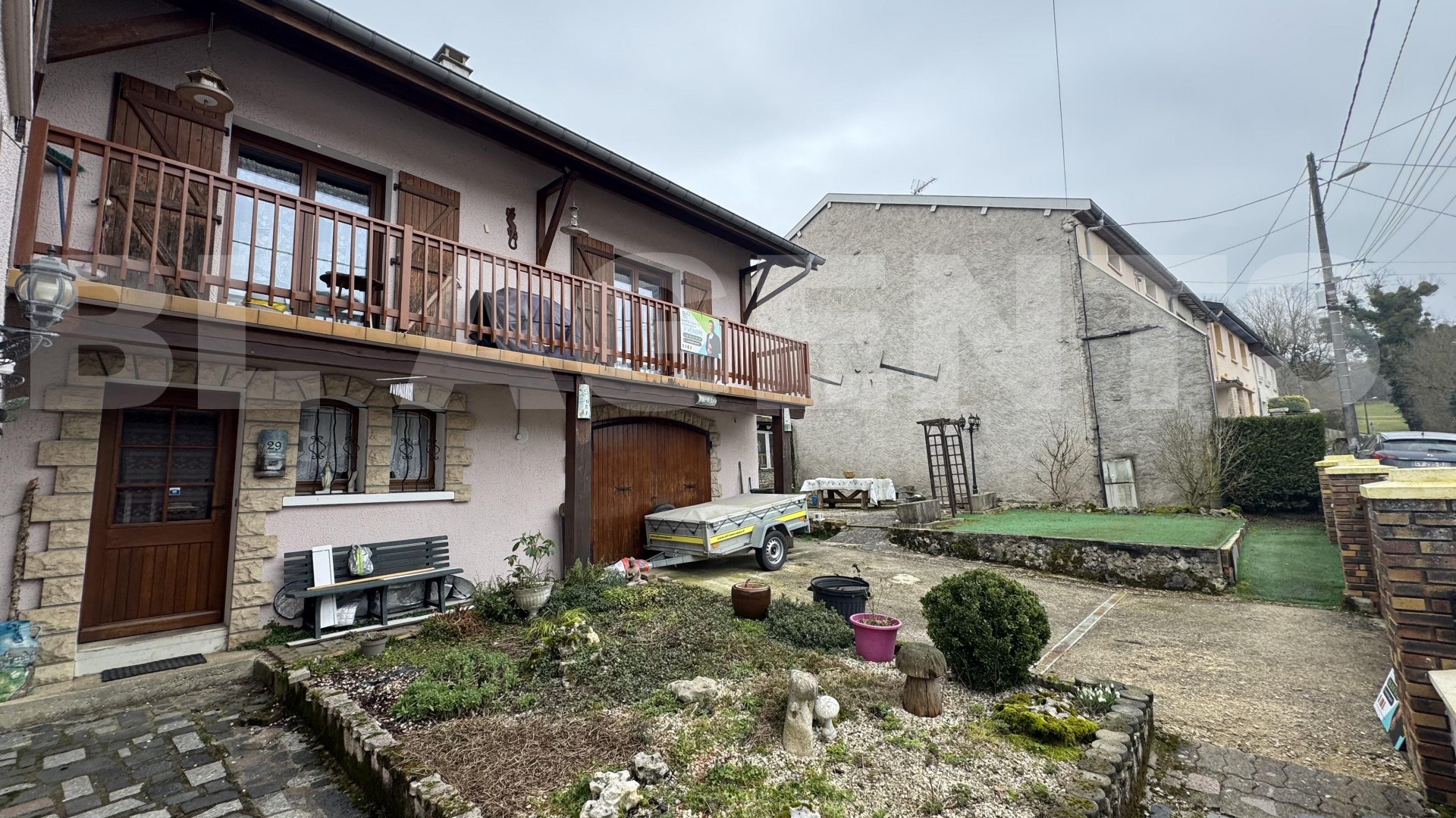 Maison 8 Pièce(s) SAINT-JOIRE - Photo 5