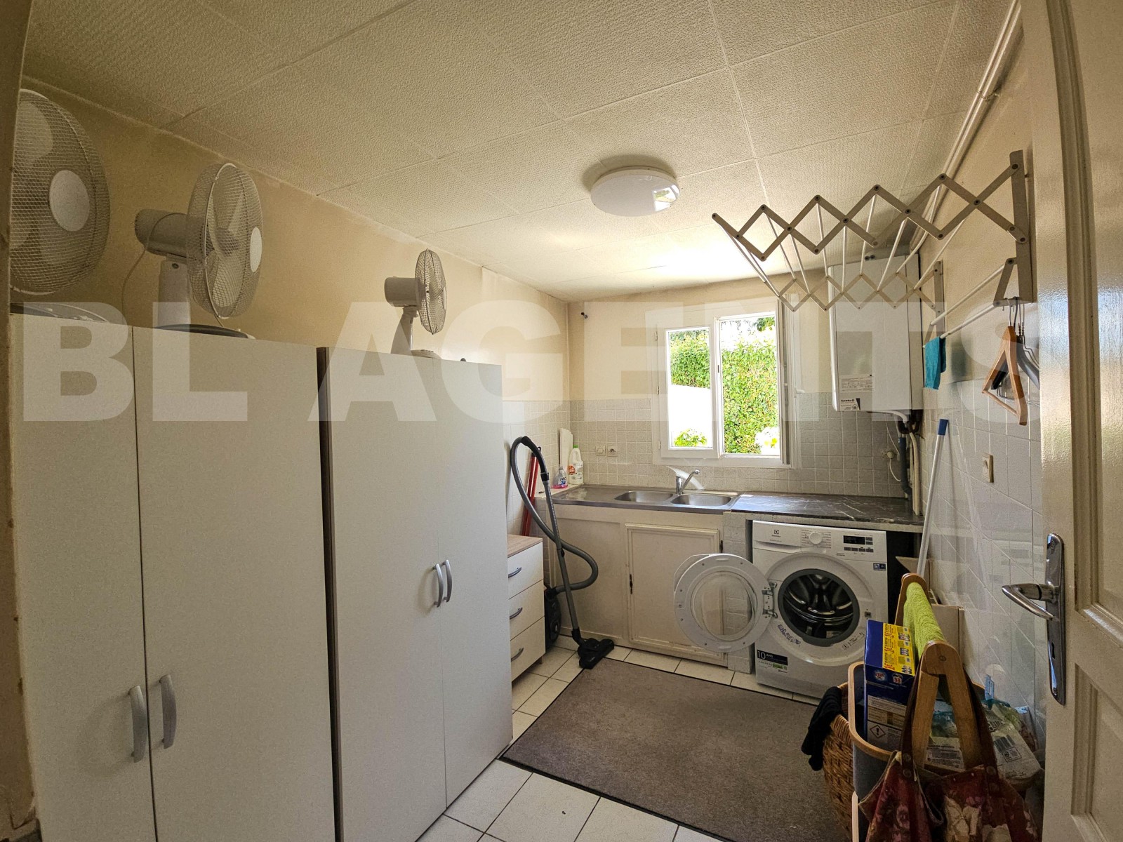 Maison de ville 7 Pièce(s) CHATELLERAULT - Photo 17
