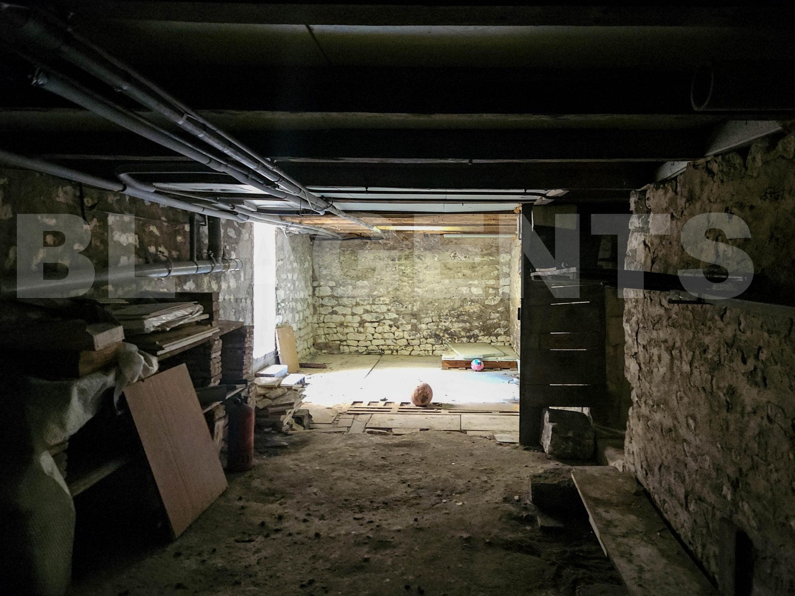Maison de ville 7 Pièce(s) CHATELLERAULT - Photo 22
