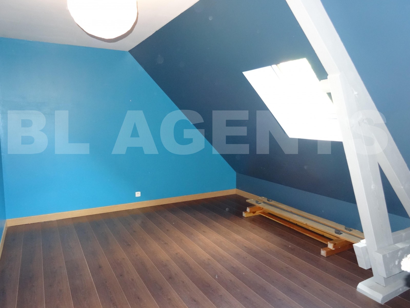 Maison 6 Pièce(s) AILLANT-SUR-THOLON - Photo 7