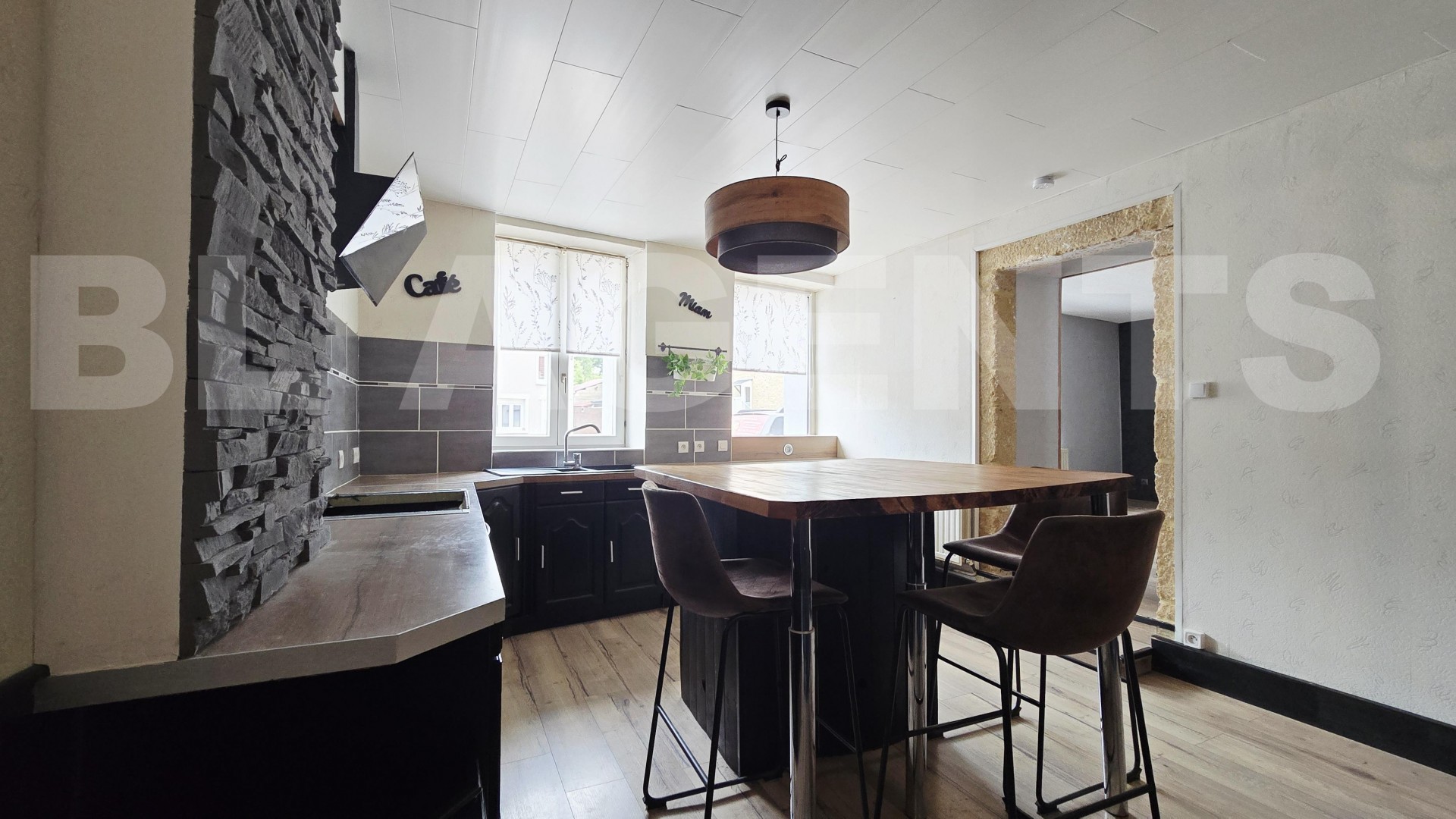 Maison 5 Pièce(s) POURU-SAINT-REMY - Photo 2