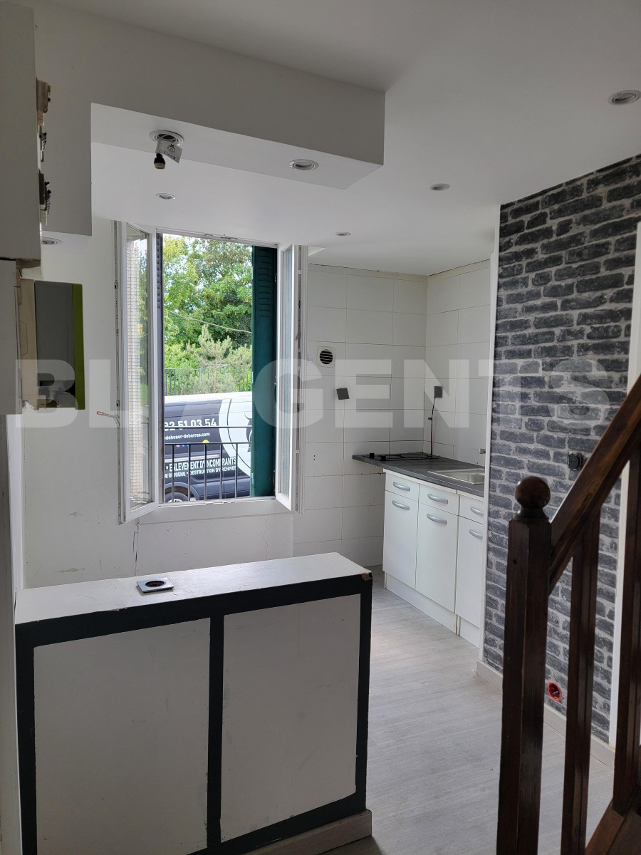 Maison 6 Pièce(s) MONTREUIL - Photo 6