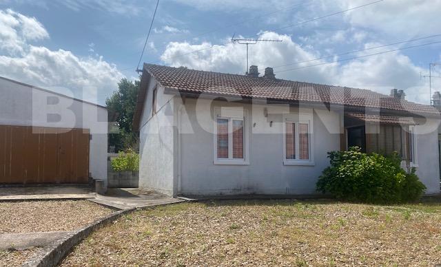 Maison traditionnelle 4 Pièce(s) VILLEMANDEUR - Photo 1