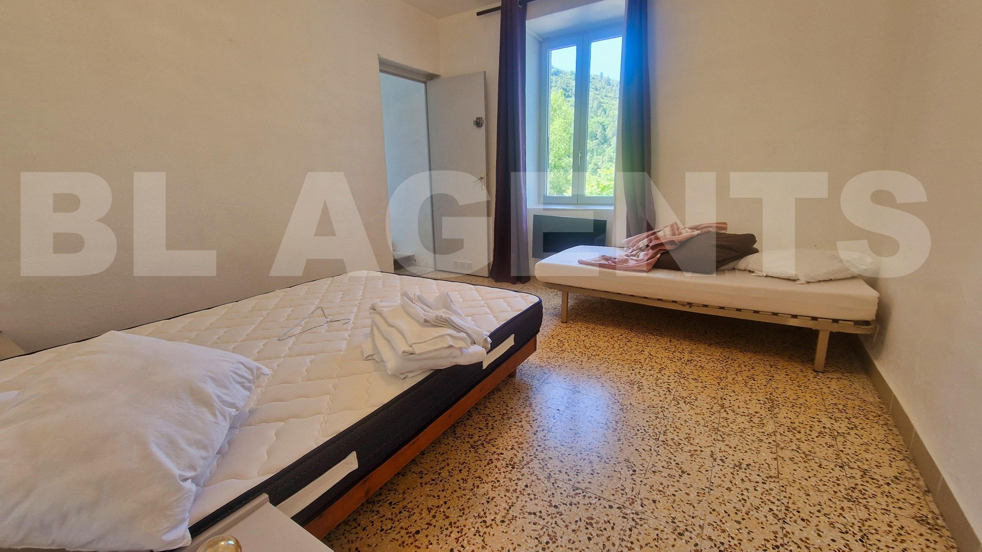 Appartement 2 Pièce(s) LES ASSIONS - Photo 9