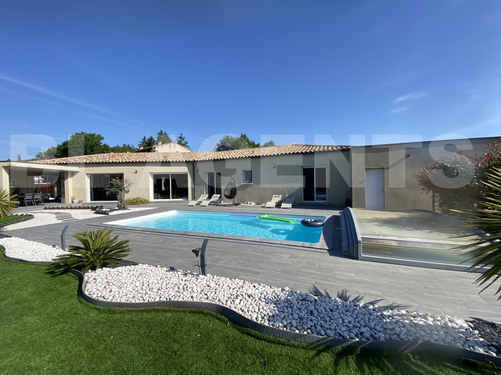 Maison contemporaine 6 Pièce(s) ALAIRAC - Photo 2