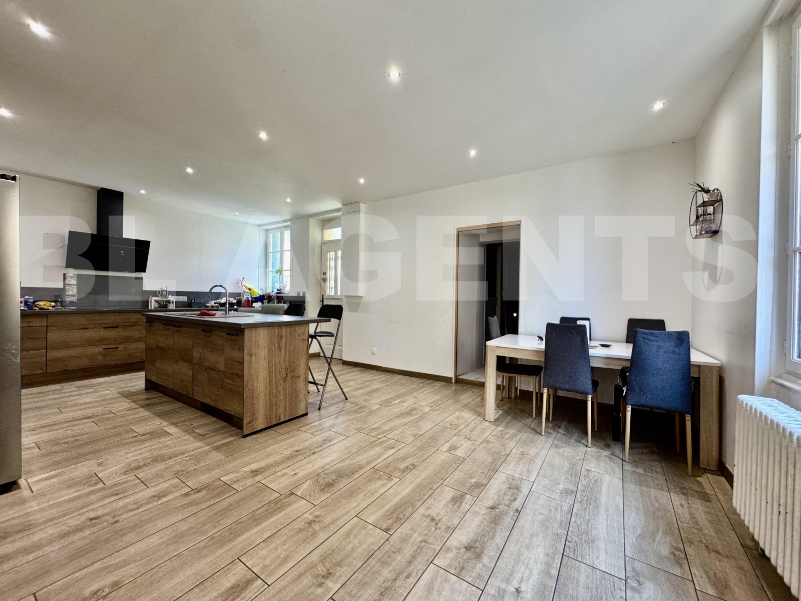 Maison 4 Pièce(s) REBAIS - Photo 1
