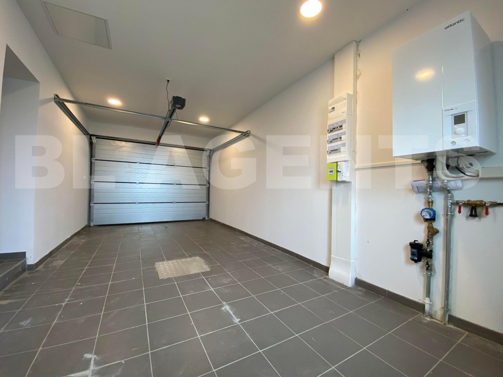 Maison 5 Pièce(s) DOUZY - Photo 12