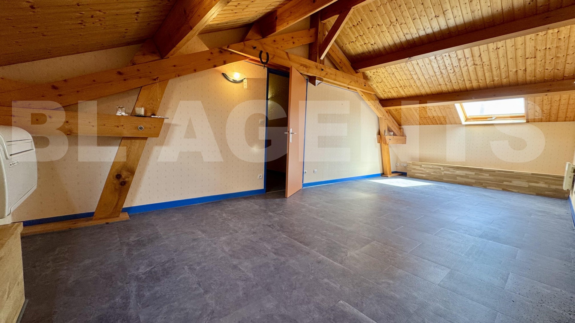 Maison de village 8 Pièce(s) RACHECOURT-SUR-MARNE - Photo 13