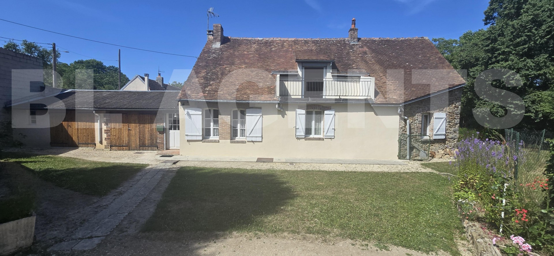 Maison en pierre 6 Pièce(s) MONTPOTHIER - Photo 1