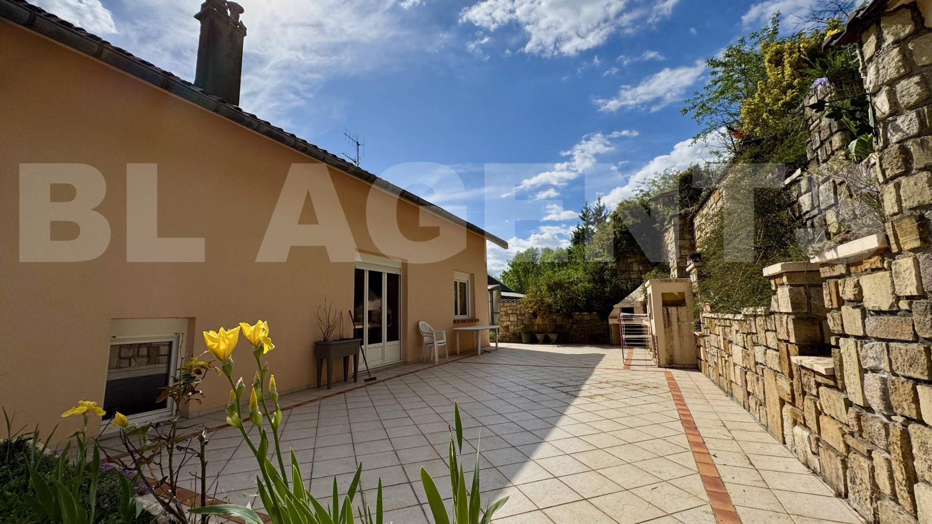 Maison 7 Pièce(s) FAINS-VEEL - Photo 1