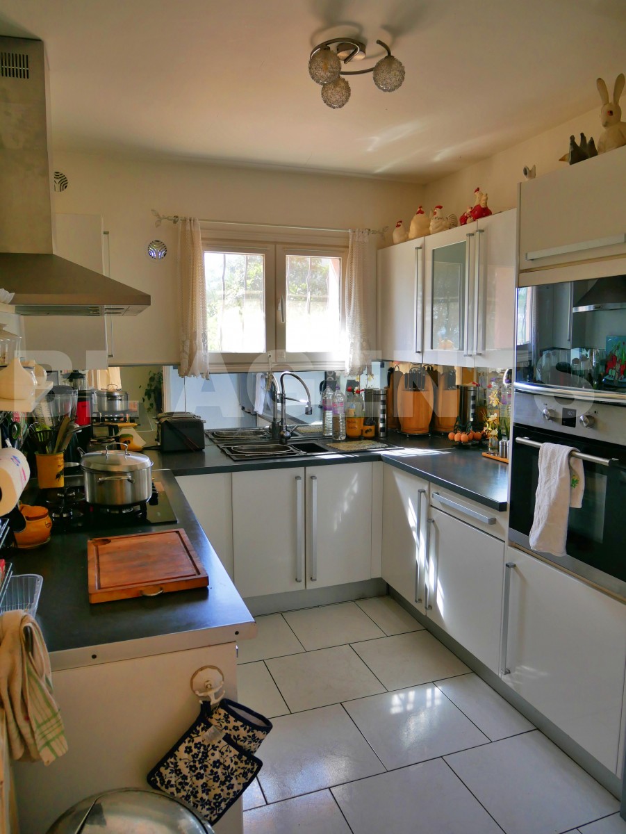 Maison 8 Pièce(s) ROQUEBRUNE-SUR-ARGENS - Photo 14
